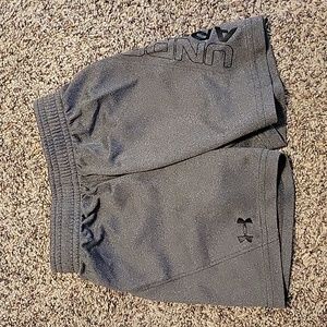 2t UA shorts